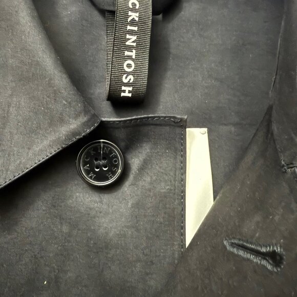 MACKINTOSHI black Oxford bonded cotton trench coat  size 40 $1195 + tax - Picture 8 of 16